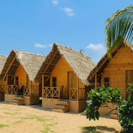 Ceylon Antheia Beach Resort Nilaveli Exterior photo