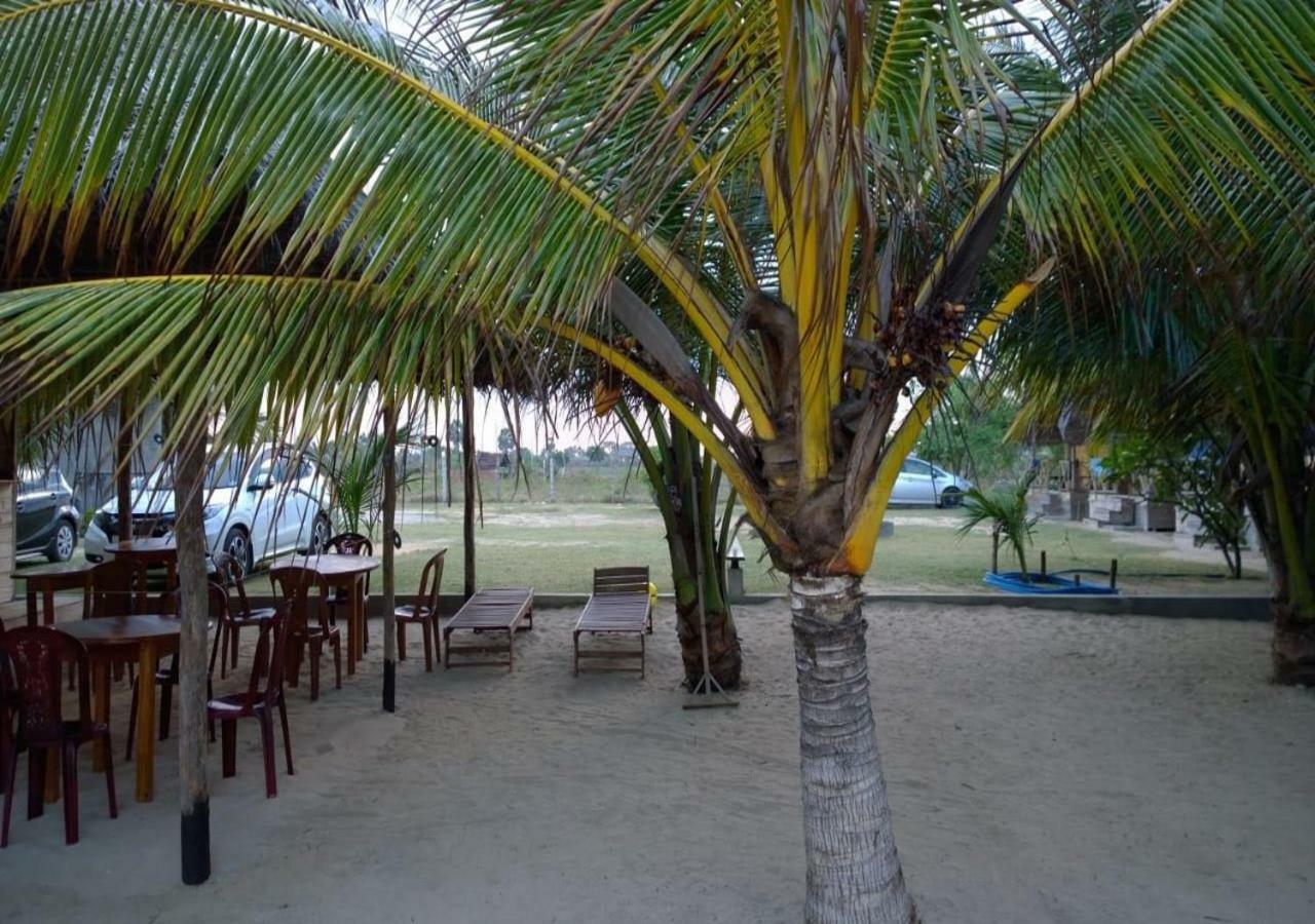 Ceylon Antheia Beach Resort Nilaveli Exterior photo